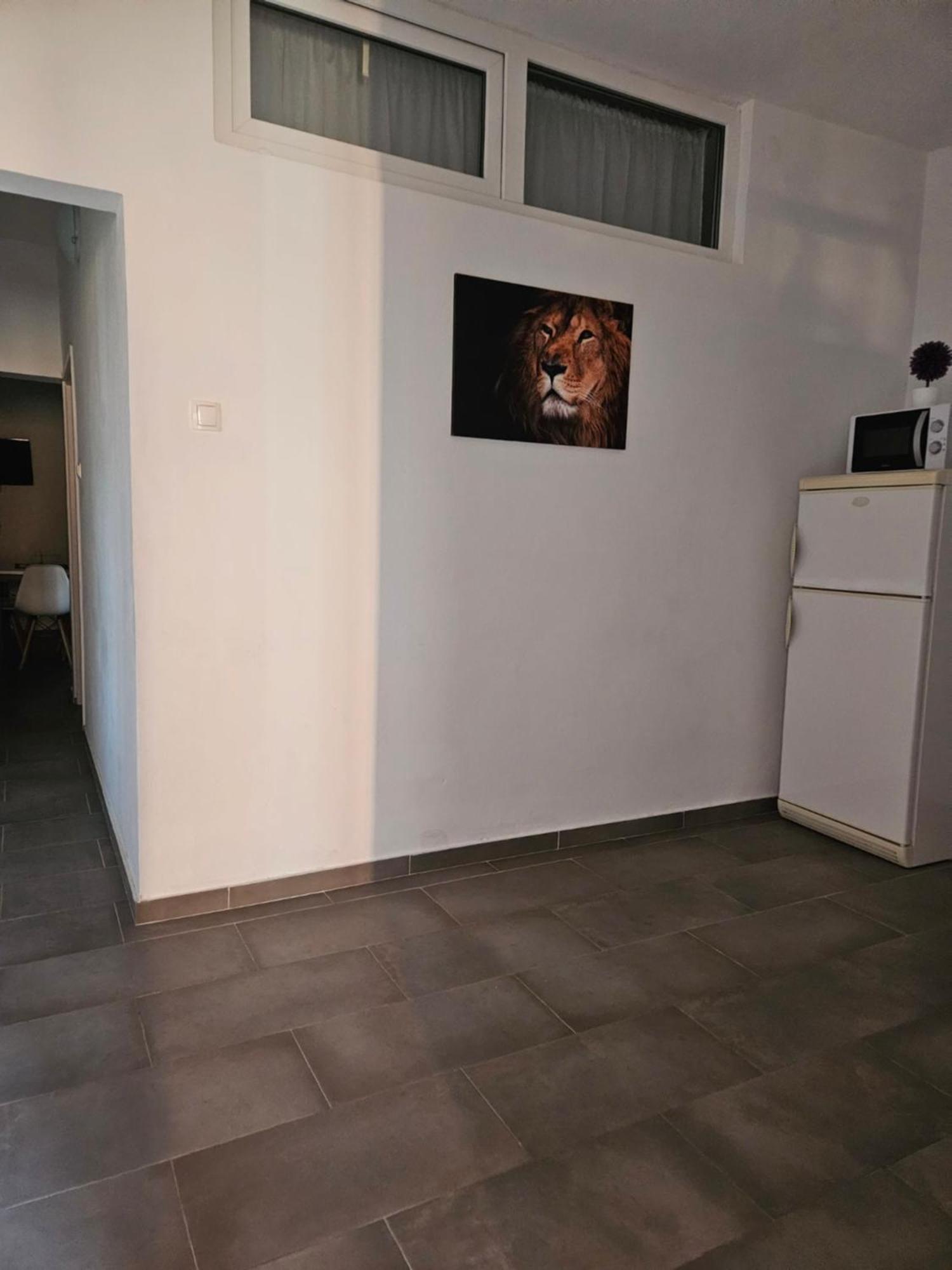 Aurelia Apartments, Vir Exterior photo